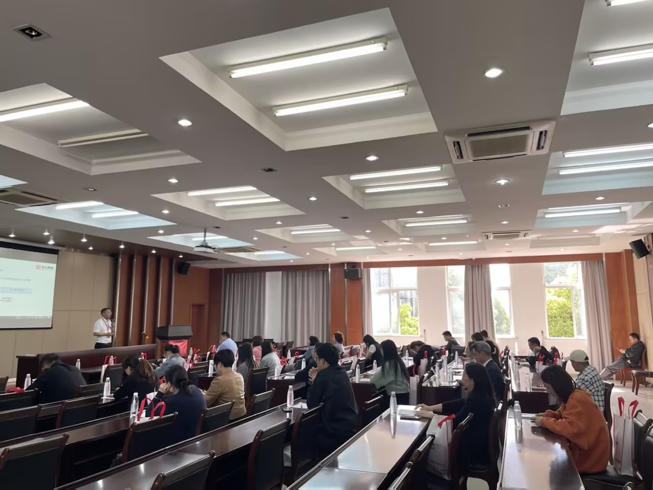 慧谷· 蜂巢创客空间